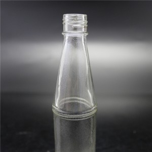 botella de cristal de la salsa de chile de la venta de la fábrica de Shangai 63ml con el casquillo