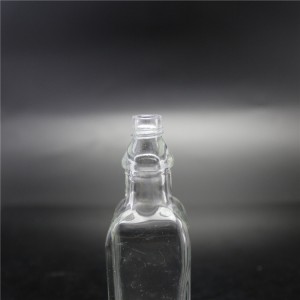 shanghai factory sale mini sauce bottles 60ml with silver color cap