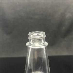 スパイシーソースを入れるためのホットソース用の小さなかわいい形の3オンスガラス瓶