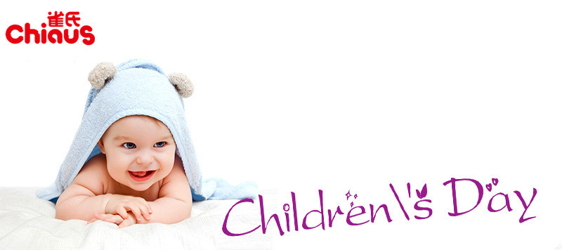 Kuo skiriasi kūdikių lipnios sauskelnės ir kelnių stilius?