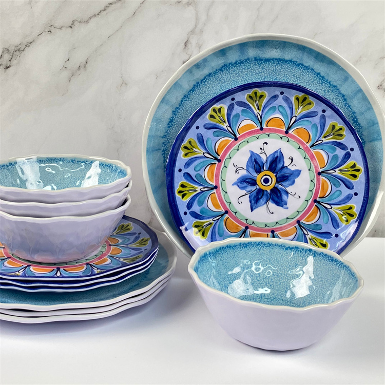 Juego de cubiertos de melamina con patrón de diseño floral clásico azul recomendado