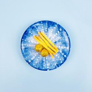 أواني طعام سيراميكية مستديرة باللون الأزرق للمطاعم تقدم أطباقًا بلاستيكية غير قابلة للكسر من الميلامين للفندق