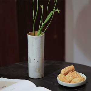 Handmade White Ceramic Flower Display Vessel Vase, Powder-engraved Minimalist Straight Japandi Style Design