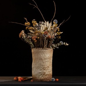 Vintage Taste Floral Ceramic Sculpture Vase, Craft Pottery Clay Modelling, Flower Ceramic Table Vase, Unique Idea Type Clay Bar Construction Sculpture Art, Look Modern Stye