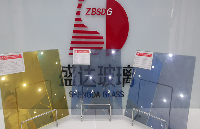 Vetru rivestitu riflettente di u calore Da u Produttore Chine Shengda Glass
