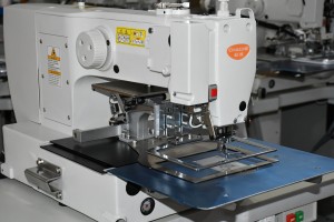 Pattern sewing machine for leather sewing