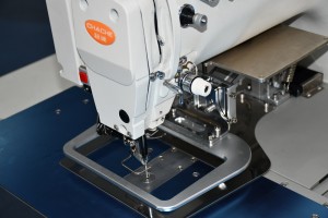 Small head pattern sewing machine