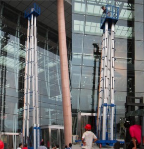 Štyri stožiarové hydraulické zdviháky Tlačte okolo jedného stožiara z hliníkovej zliatiny
