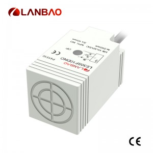 AC induktiv nærhetssensor LE30SF10ATO NO eller NC IP67 med 2m PVC-kabel