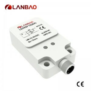 Kwadratowy czujnik indukcyjności LE68SN25DNO 15 mm 25 mm kabel detekcyjny lub złącze M12