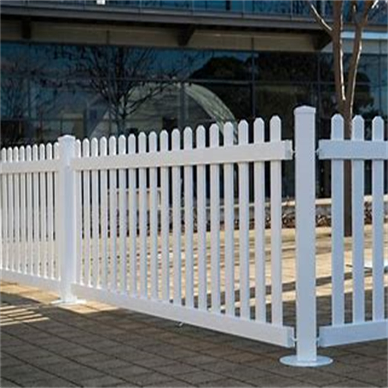 19mm~20mm PVC fence with good quality Featured Image