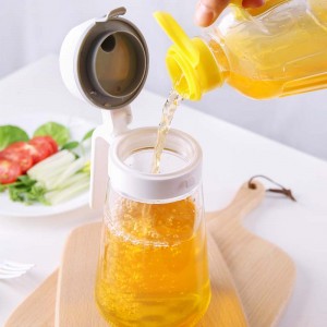  Soy Sauce Dispenser Kitchen Automatic Opening and Closing glass olive oil bottles