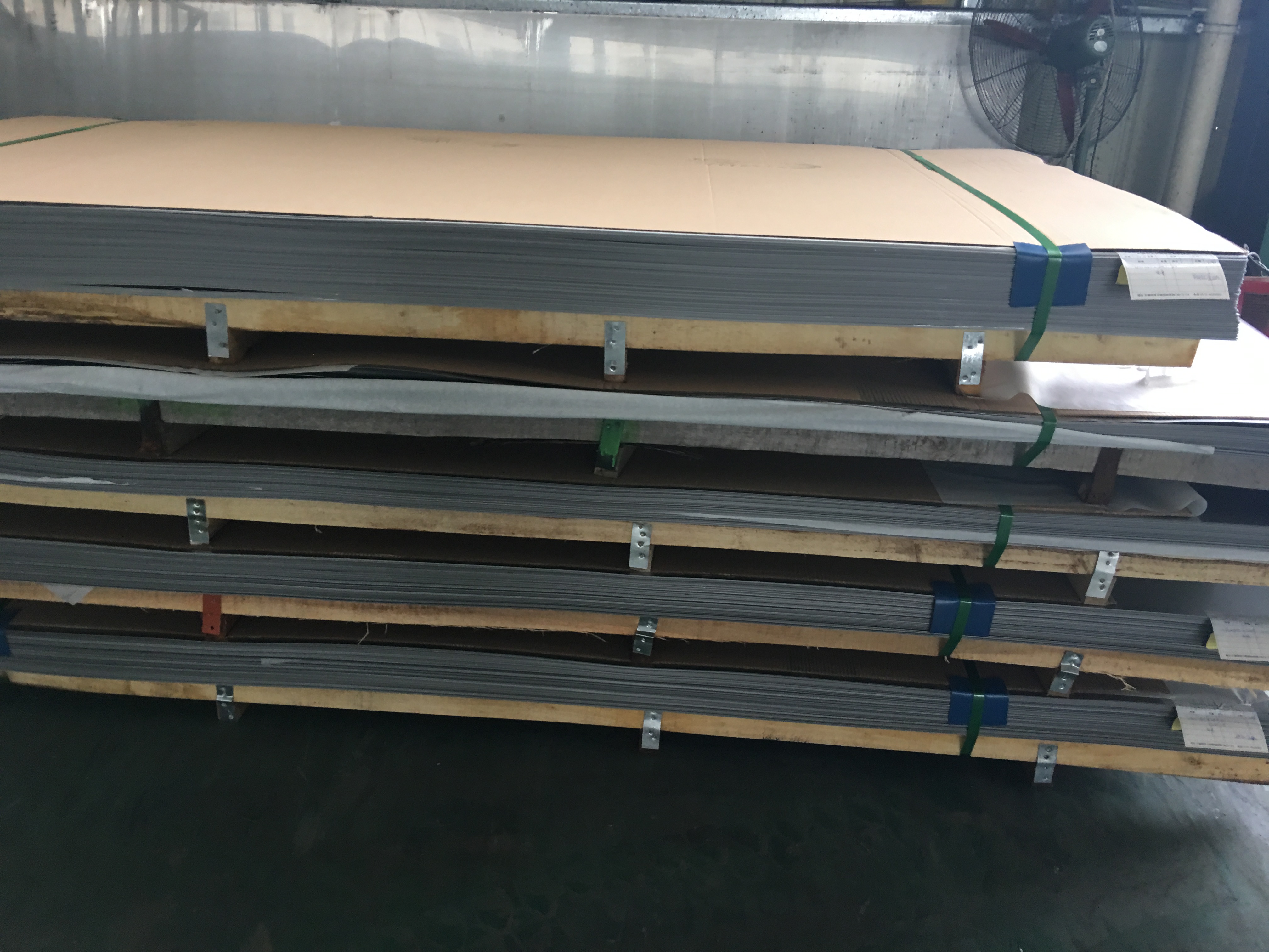 10 Tons 321 Stainless Steel Sheets with 2B Surface to Italy