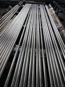 303 Stainless Steel Round Rod, Cold Finished
