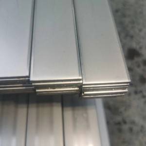 Stainless Steel Flat Bar 304L for Construction, Size: 10-20 mm