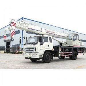 12T truck crane malog kapaciteta