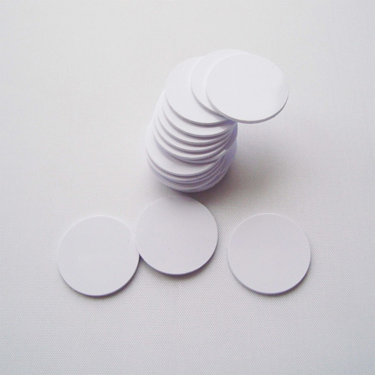 Custom Waterproof hard PVC PET RFID sticker on metal NFC coin Tag (1)