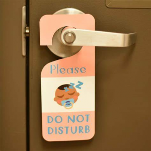 Custom plastic pvc door disturb hang tag printing High quality customized printed do not disturb pvc door hanger