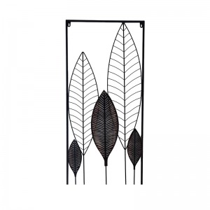 Multiple Color Metal Leaf Wall Decor Vertical Wall Hanging Craft Decoration Beautiful Wall Plaque