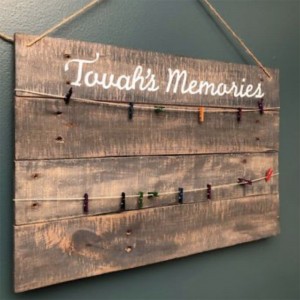 Hanging Photo Holder Personalized Wood plaque