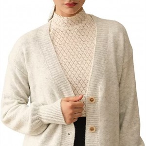 Moteriškas laisvalaikio megztinis megztinis su sagomis ilgomis rankovėmis