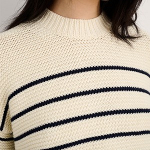Урд болон хойд хоёр хувцастай судалтай кардиган эсвэл пуловер