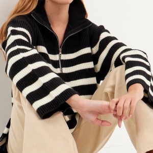 Črno-bel črtast ženski pulover nov, ohlapen in udoben