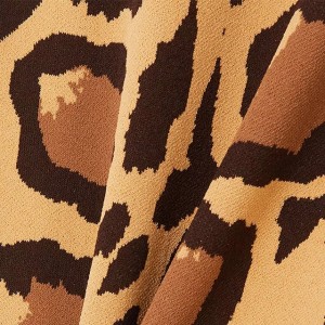 Mouwloze gebreide jurk met luipaardprint en jacquard