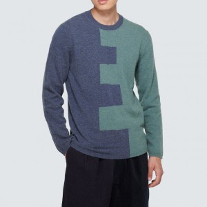 Men’s Two Color Splicing Long-sleeved Wool Sweater