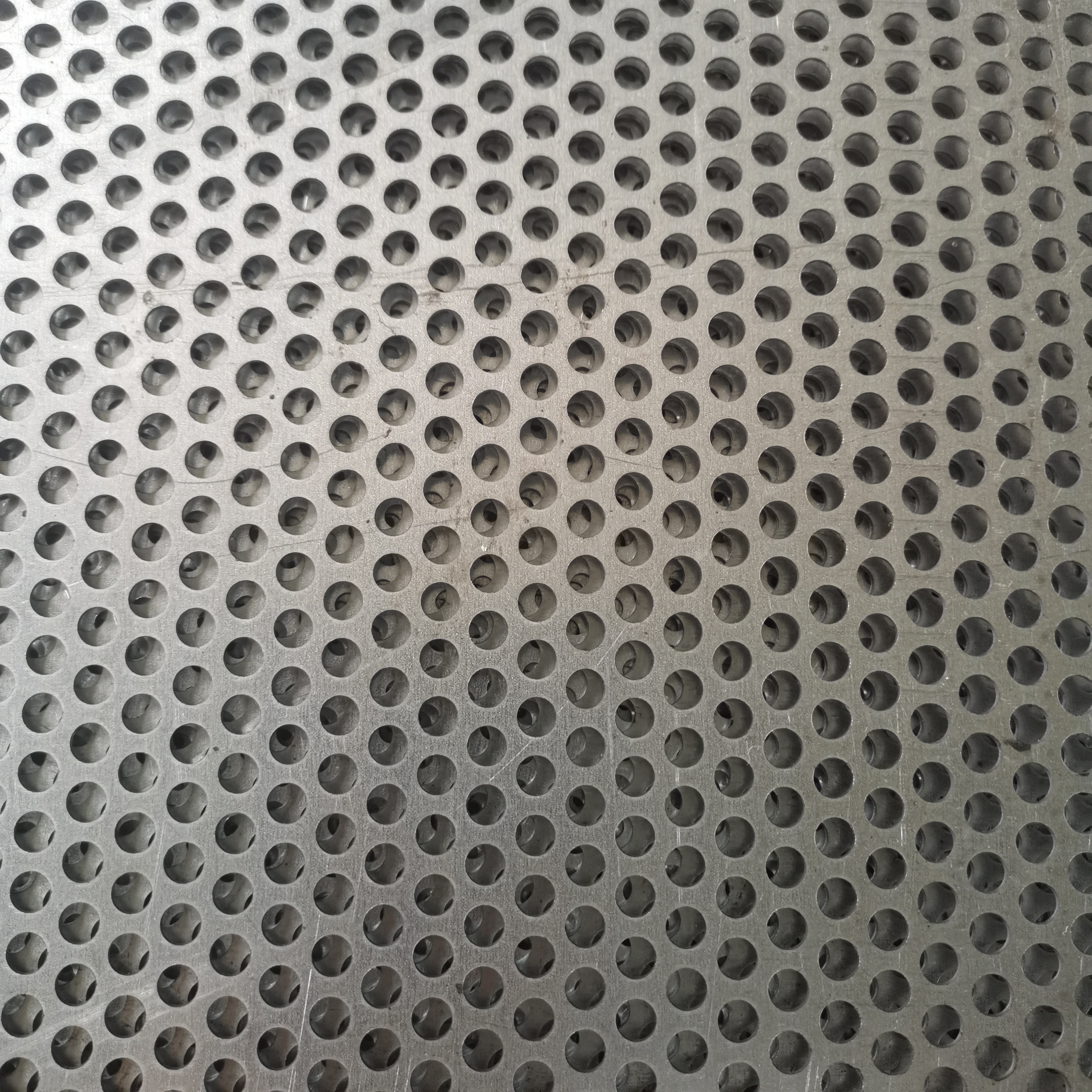 China Cheap price Speaker Mesh - Oem Architectural Mesh Honeycomb Mesh Metal Perforated Panels – Dongjie