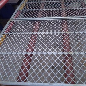 Grade de escadas de segurança em malha de metal expandida em aço inoxidável