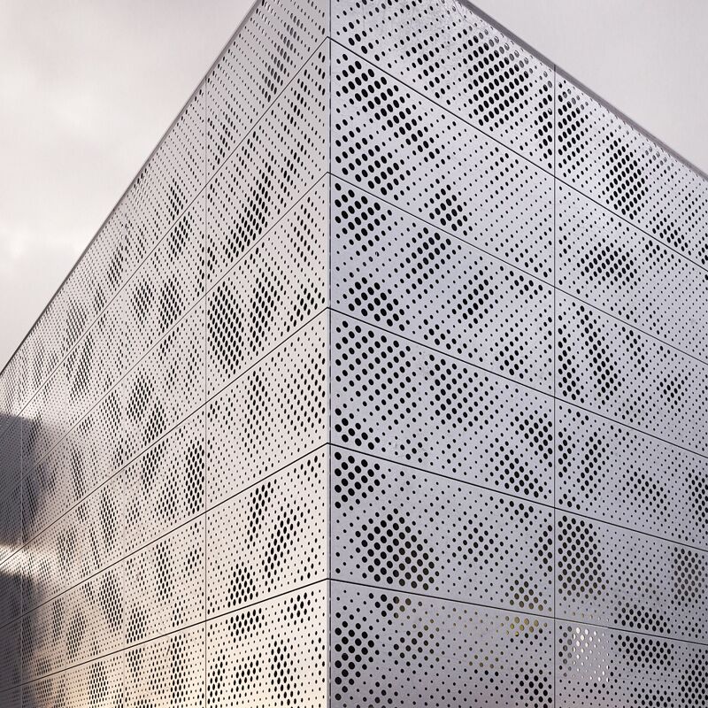 2019 China New Design Speaker Grill Mesh -  Perforated metal mesh metal corrugated metal facade design – Dongjie