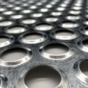 Industrial non skid galvanized steel perforated metal mesh