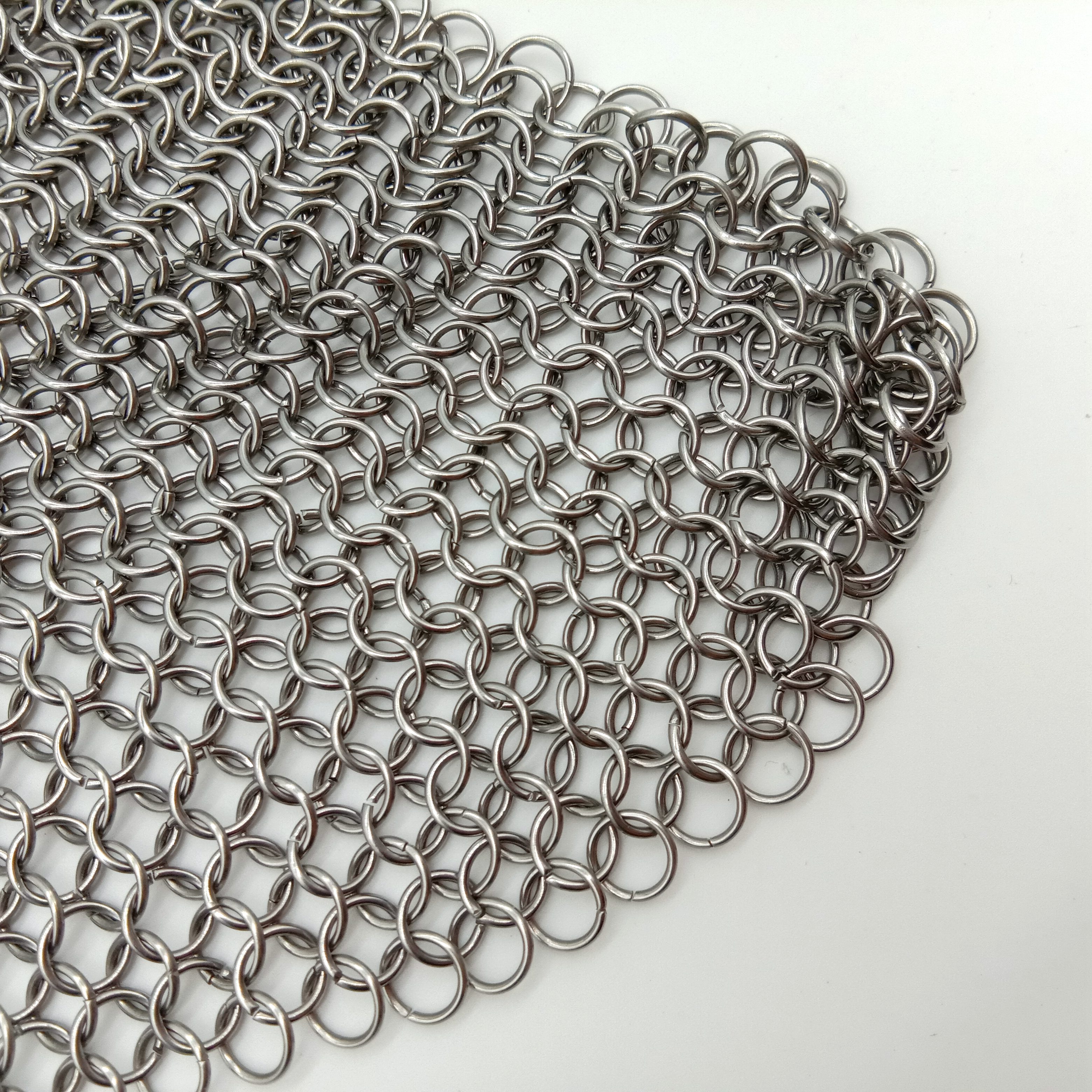 Factory wholesale Double Hook Chain - Beautiful Customizable Metal Decorative Chain Mail Ring Mesh – Dongjie