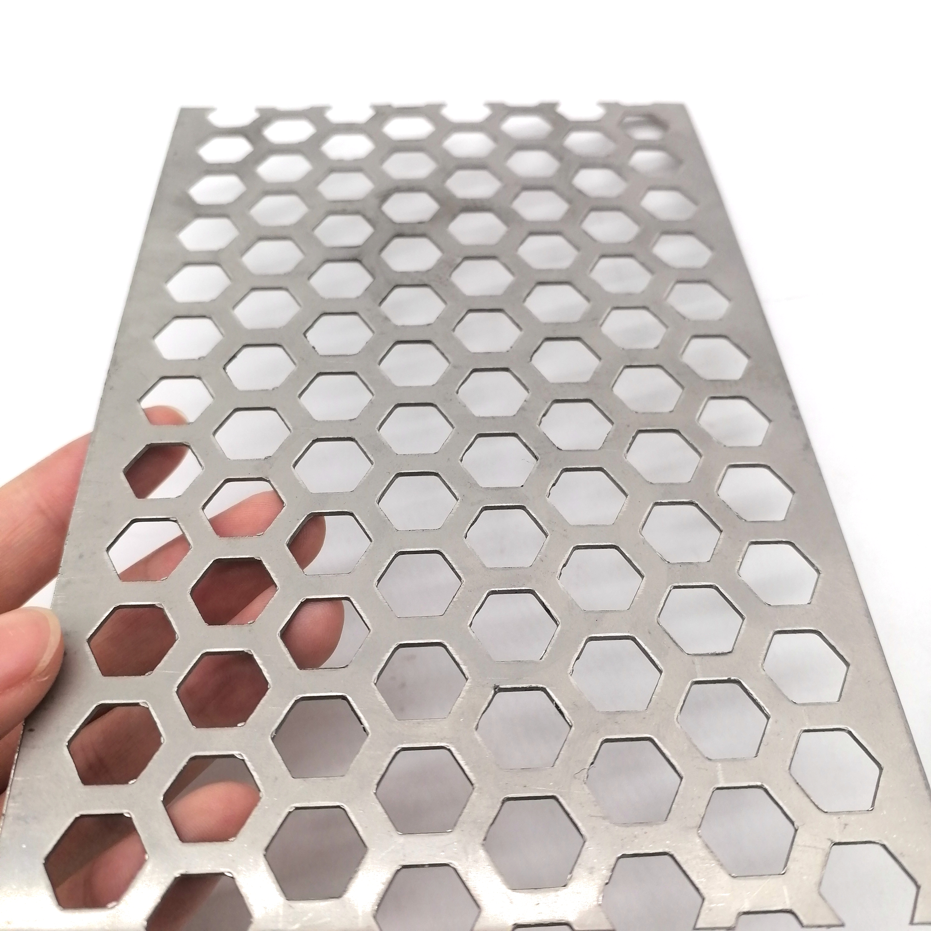 Hexagonal perforated mesh—Anping Dongjie Wire Mesh