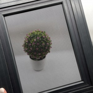 Màn hình cửa sổ vô hình bọc nhựa PVC chống muỗi
