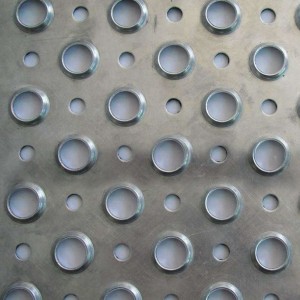 Placa de malha de metal perfurada de aço inoxidável antiderrapante para passarela