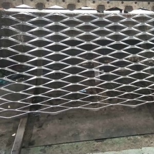 Paneles de valla de metal expandido galvanizado de valla de seguridad