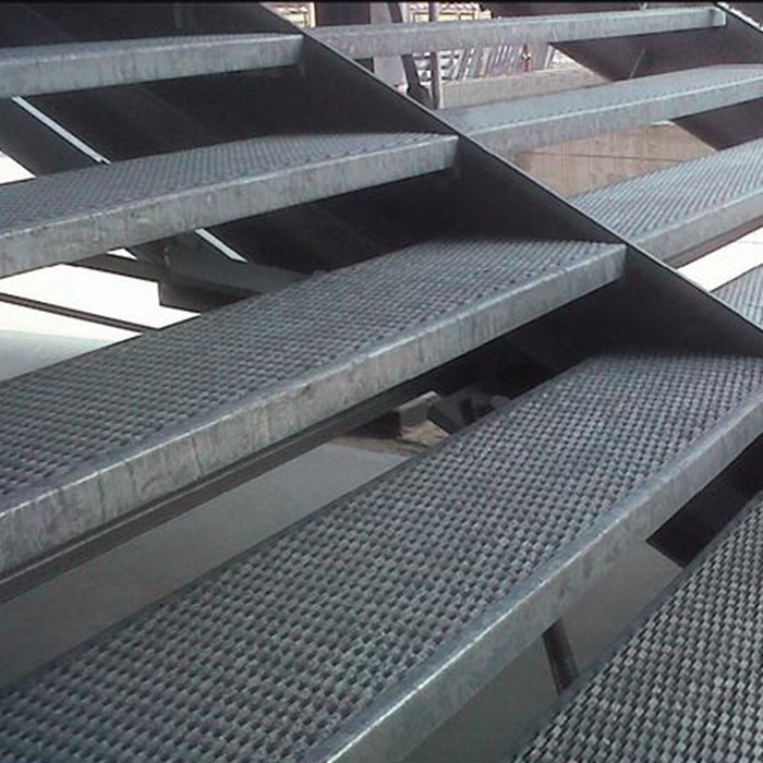 2019 China New Design Diamond Lath Mesh - Outdoors stairs customized anti-slip expanded metal stair treads – Dongjie