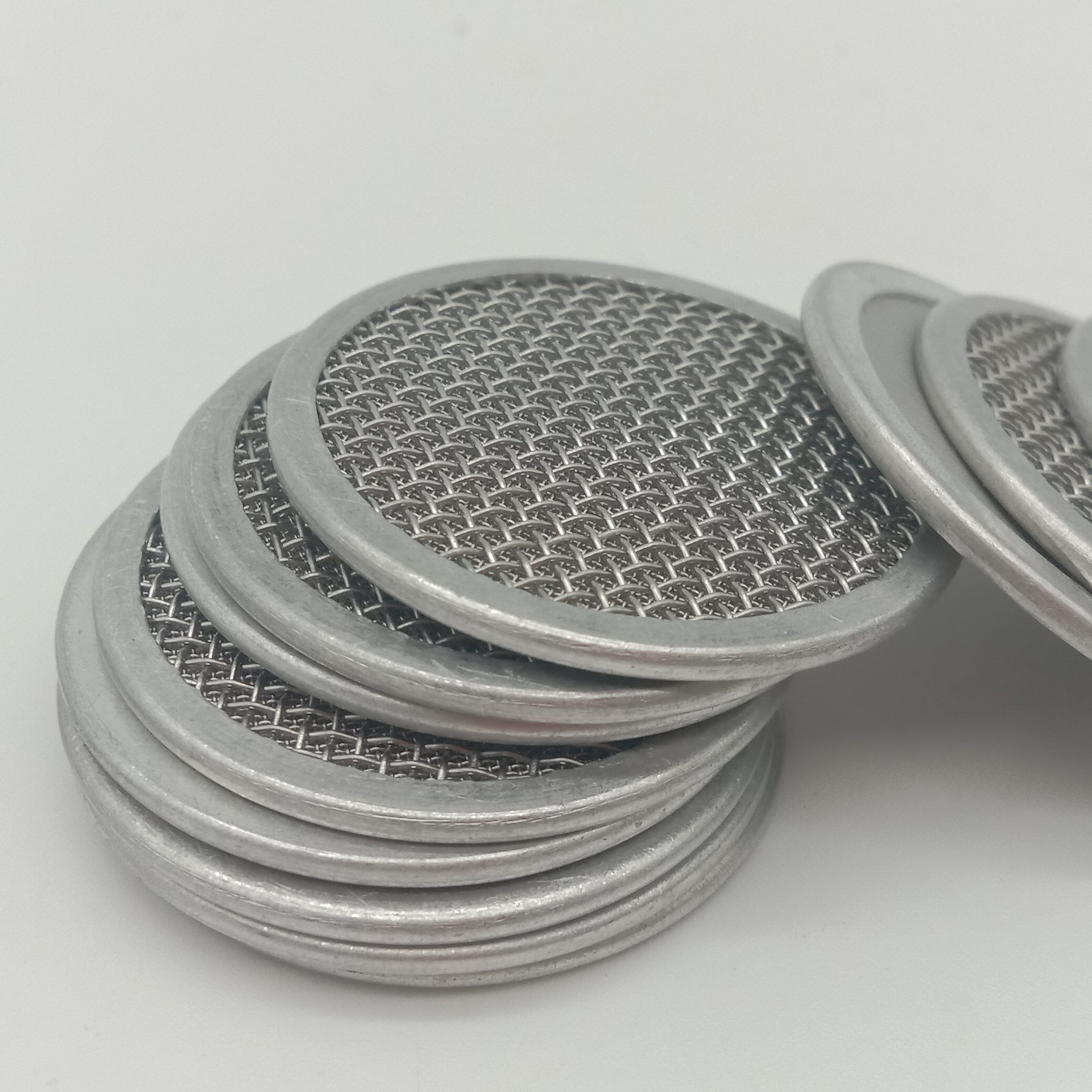 Reasonable price Stainless Steel Filter Screen - Stainless steel precision filter round filter disc – Dongjie