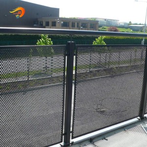 New Style colorful Decorative Perforated Wire Mesh fence