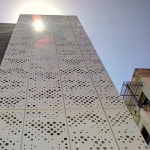 Fasadne stenske ploščice aluminijasta mreža perforirana kovinska plošča