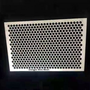 Custom Car Craft Vent Cover Perforated Car Grill Mesh Sheet for Radiator Grill