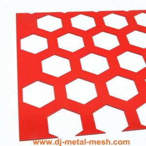 Suspended Ceiling Building Material Hexagonal Black Perforated Metal Wire Mesh for Gymnasium