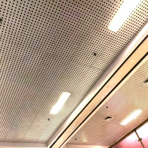 Pllaka tavani me rrjetë metalike Panel metalik me shpim alumini për qendrën tregtare