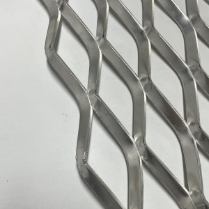 د ټیټ کاربن فولاد پراخ شوی فلزي میش معطل شوی چت