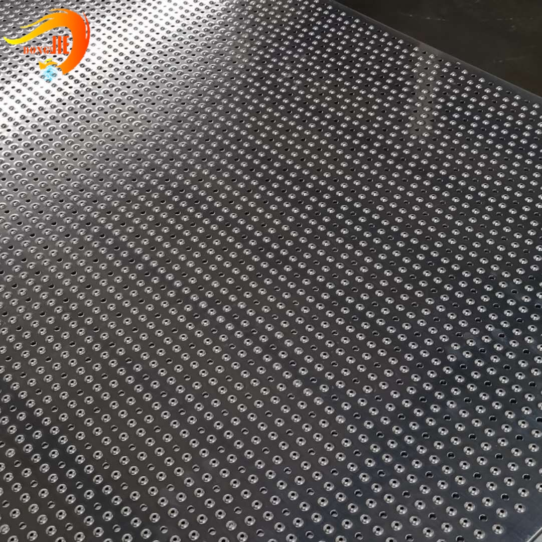 What kind of metal plate can be the material of punching mesh?