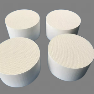 Industrial ceramic honeycomb SCR catalyst ceramic monolith