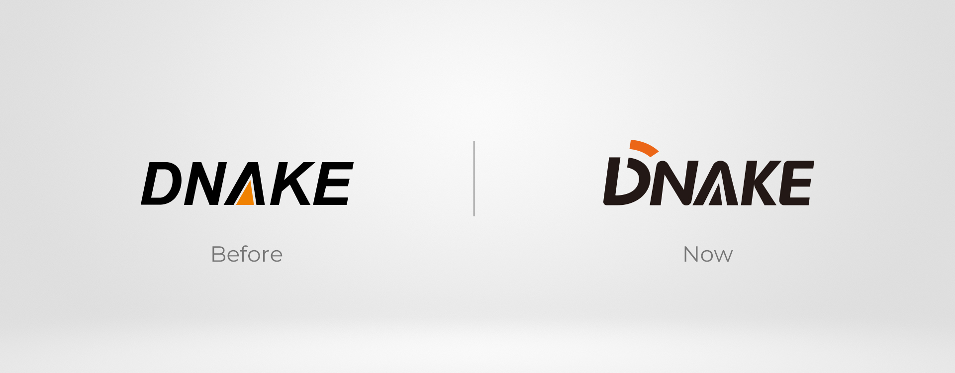 Porovnanie nového loga DNAKE