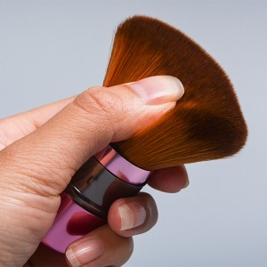 DM High End Custom Logo Popular Vegan Makeup Powder Brush Kabuki Travel Cosmetic Brush Facial Blush Brushes